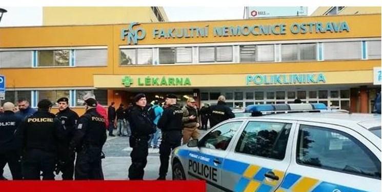 تیراندازی در بیمارستان چک 6 کشته برجا گذاشت