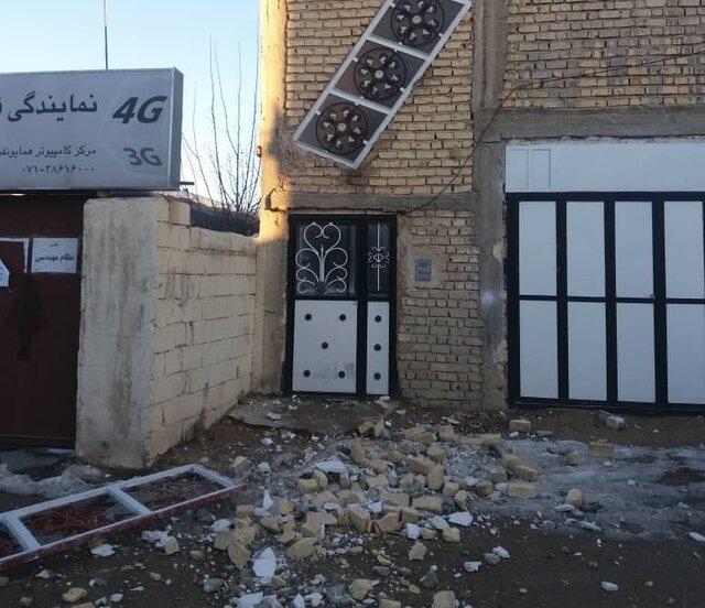 آسیب 10 تا 30 درصدی برخی واحدهای مسکونی در خانه زنیان آسیب 10 تا 30 درصدی بعضی واحدهای مسکونی در خانه زنیان