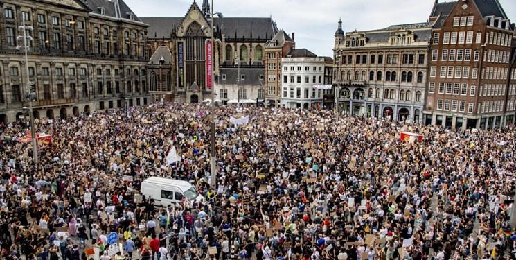 فیلم ، تظاهرات چندهزار نفری ضدنژادپرستی در آمستردام