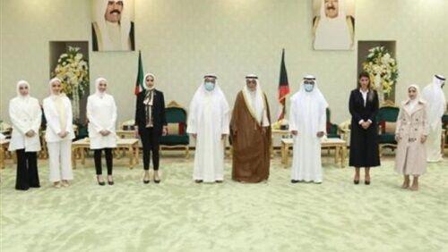 عکس ، قضات زن کویتی برای نخستین بار آغاز به کار کردند