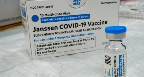 ویزای آمریکا: واکسن جانسون با خطرات بیش از مزایا دو باره در آمریکا استفاده می گردد