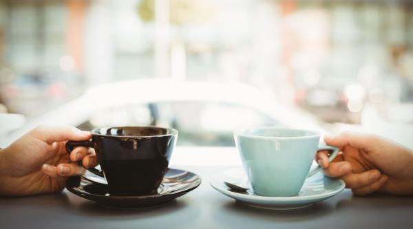 آیا چای و قهوه خطر سکته مغزی و فراموشی را کاهش می دهند؟
