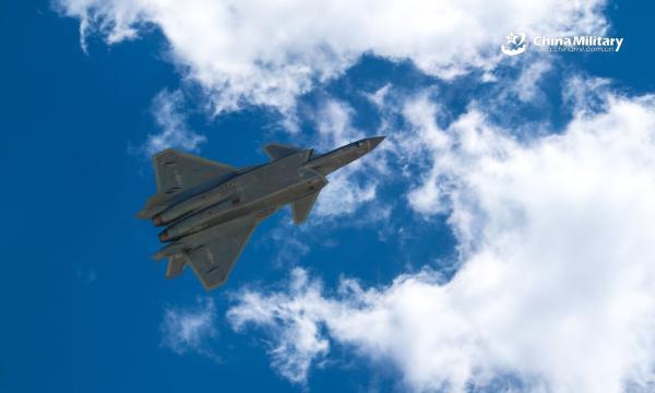 چین می گوید پیشرفته ترین جنگنده دنیا را ساخته است!