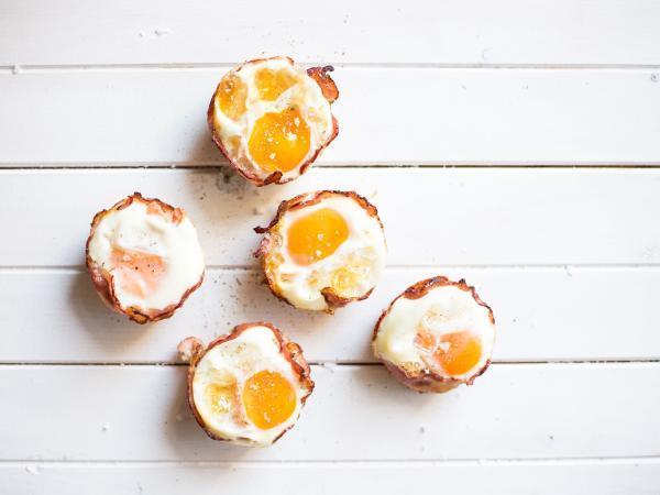 مافین تخم مرغ و ژامبون مافین تخم مرغ و ژامبون