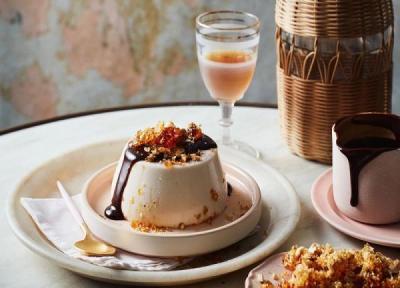 طرز تهیه پودینگ شیر بادام؛ یک دسر خنک و مقوی